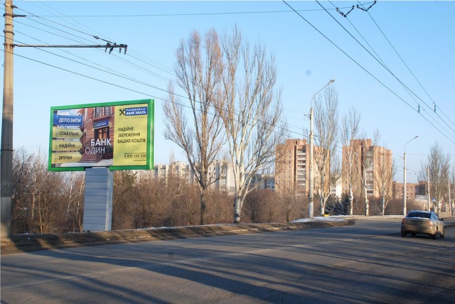 Щит 6x3,  10-1 вул. Ліньова, у районі вул. Опитноє полє, напротив Эпицентра Б